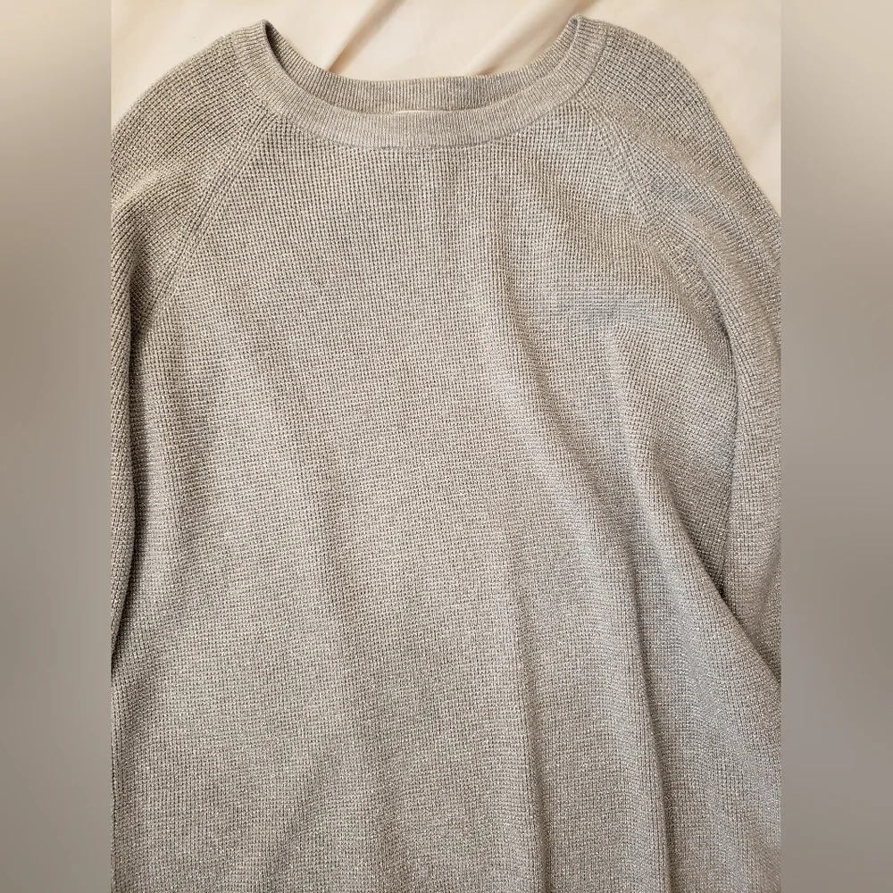 Sweater Silver tone Sz XL - Picture 5 of 9